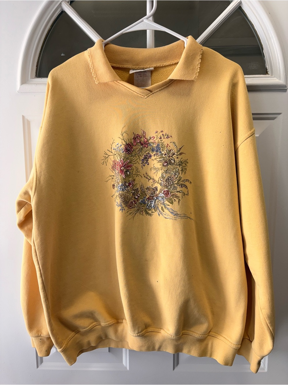VINTAGE Northern Reflections Mustard Yellow V‑Neck Floral Sweatshirt